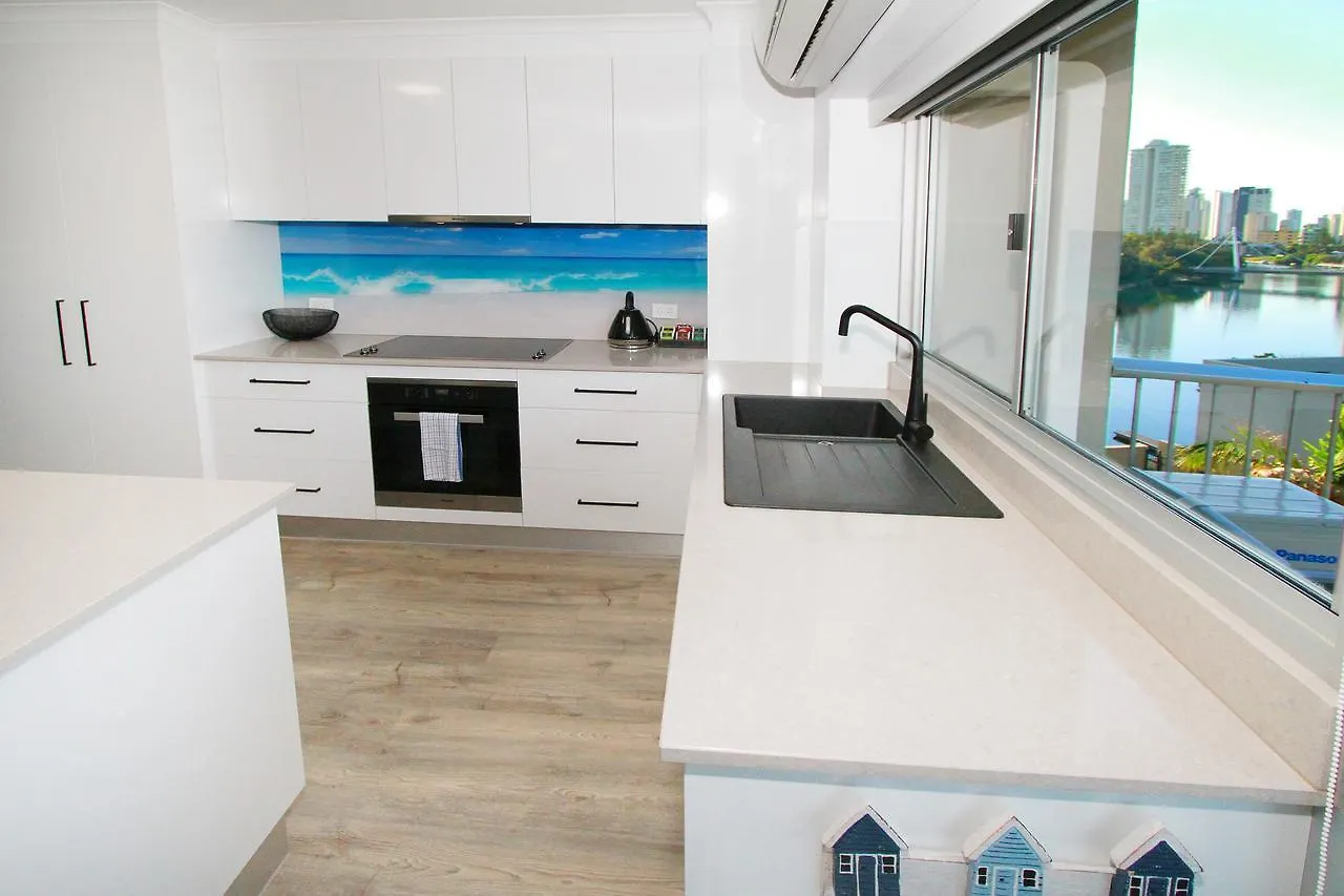 Narrowneck Court Holiday Apartments Gold Coast Aparthotel